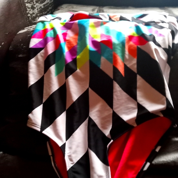 Name brand bathing suit2 - Picture 1 of 3